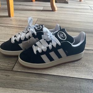 Men's Adidas Campus 00s size 10